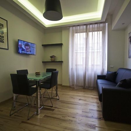 Piramide House Apartment Roma Phòng bức ảnh