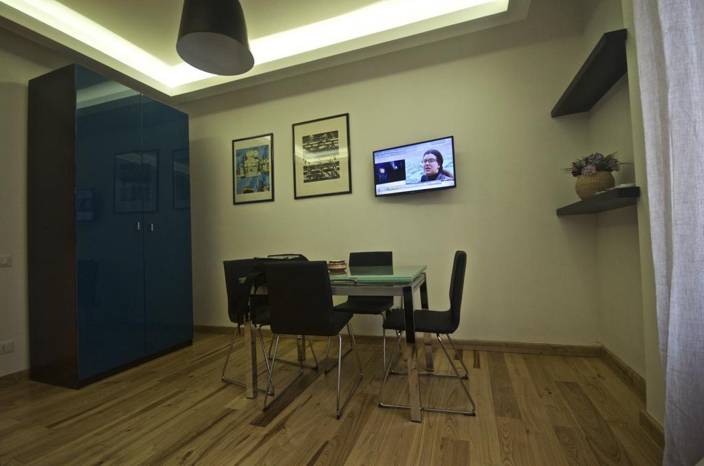 Piramide House Apartment Roma Phòng bức ảnh